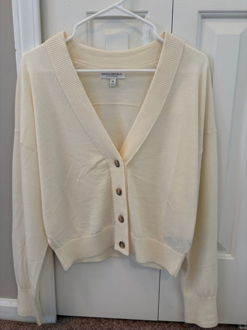 Banana Republic Extra Fine Merino Ivory V-Neck Cardigan